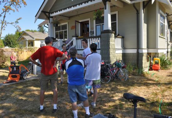 Port Hammond homeowner James Rowley and members of the Maple Ridge Pitt Meadows chapter of HUB