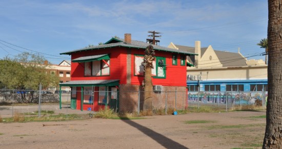Holding for development: a house of indeterminate age near 2nd St. and Portland Ave.